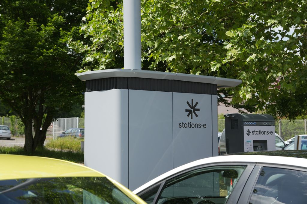 Stations-e accélère son partenariat avec Orange sur l'ensemble du territoire national